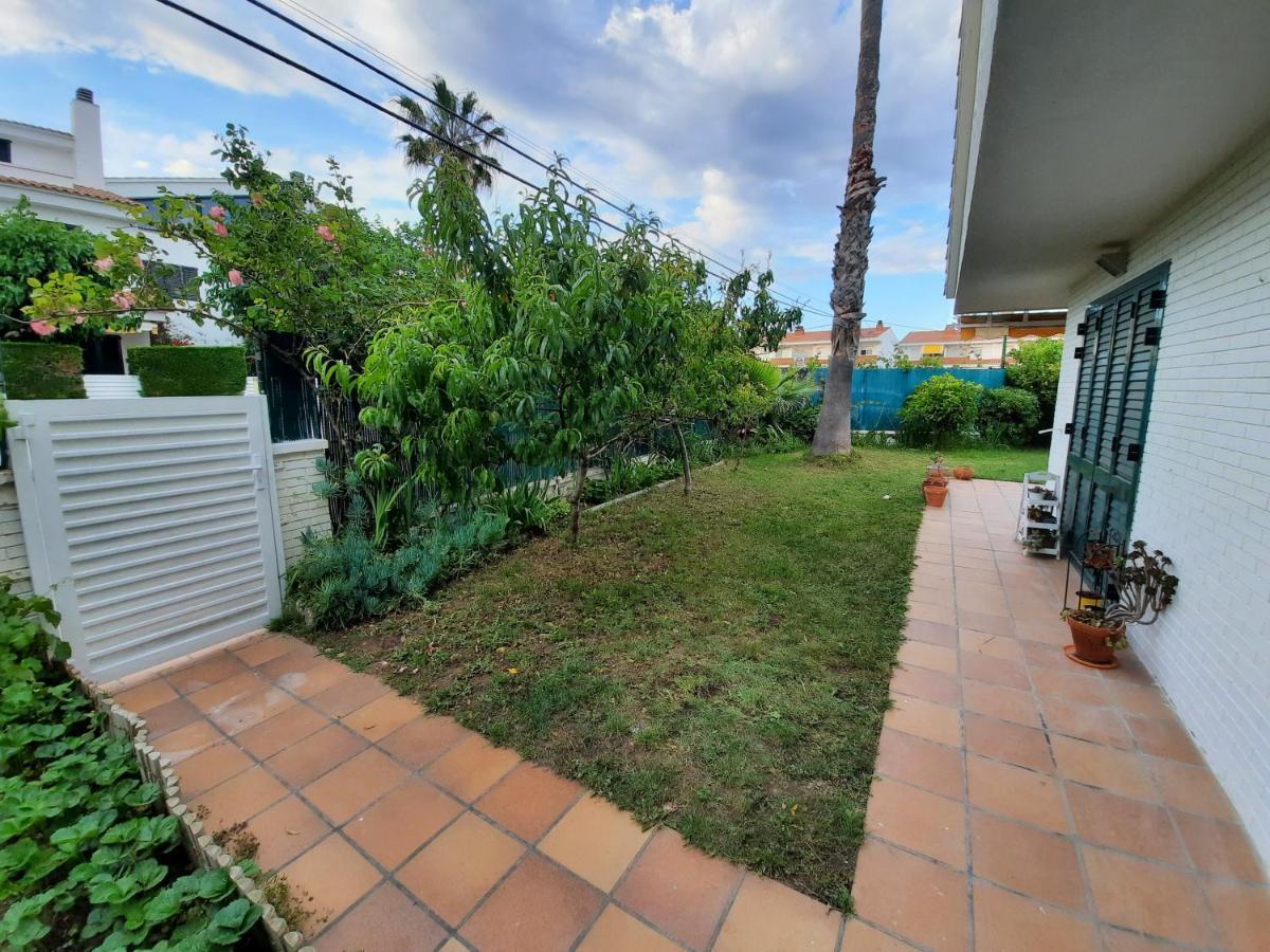 Cosy House With Garden Infront Of The Sea Apartment เครเชล ภายนอก รูปภาพ
